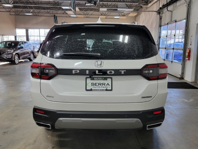 New 2026 Honda Pilot Touring image 6