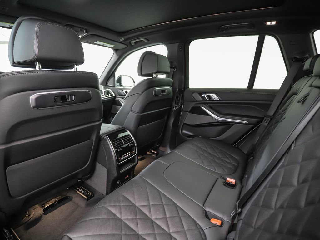 New 2026 BMW X5 xDrive50e w/ M Sport Package image 21