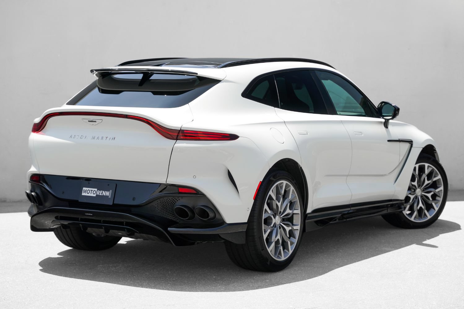 Used 2023 Aston Martin DBX 707 AWD/4WD image 3