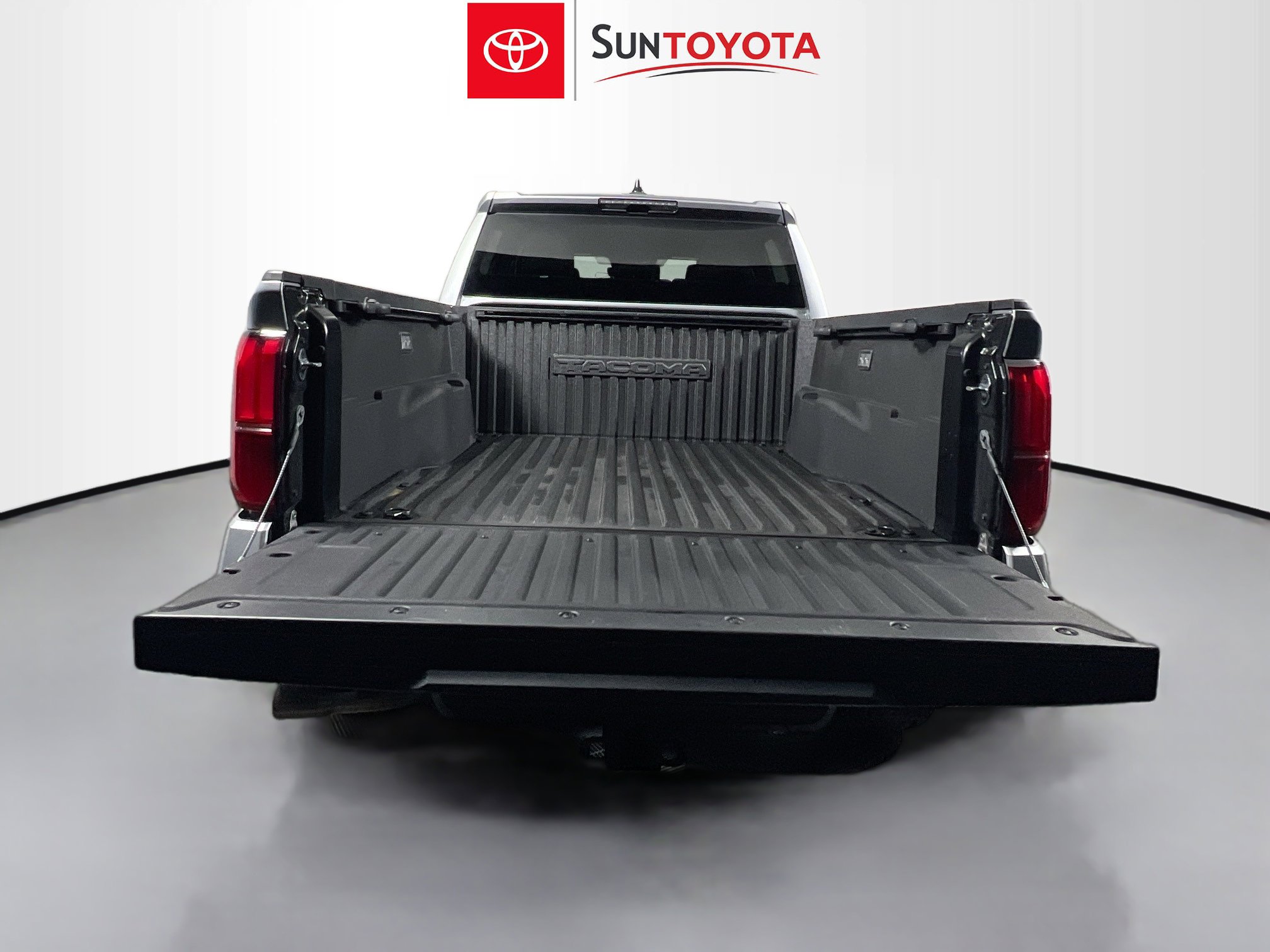 Used 2025 Toyota Tacoma TRD Sport image 34