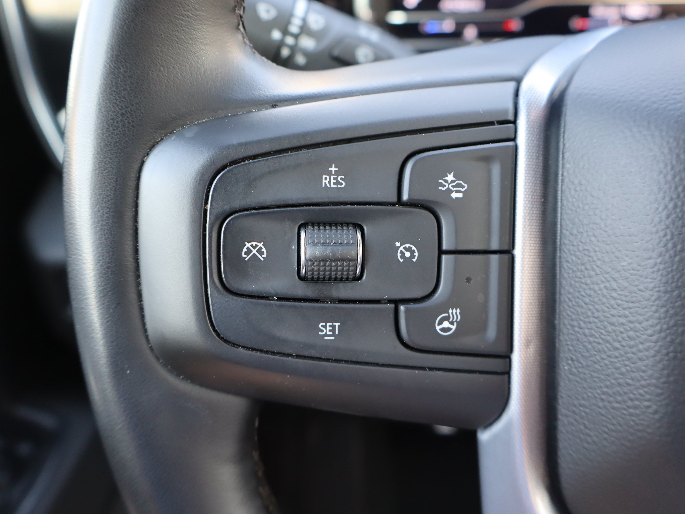 Used 2025 GMC Sierra 1500 SLT AWD/4WD image 21