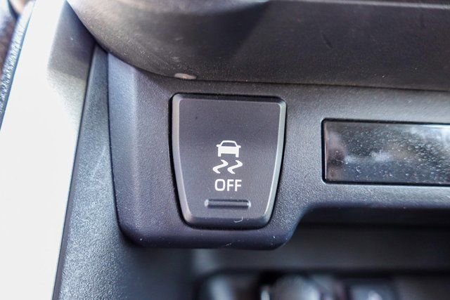 Used 2022 Toyota RAV4 XLE image 21