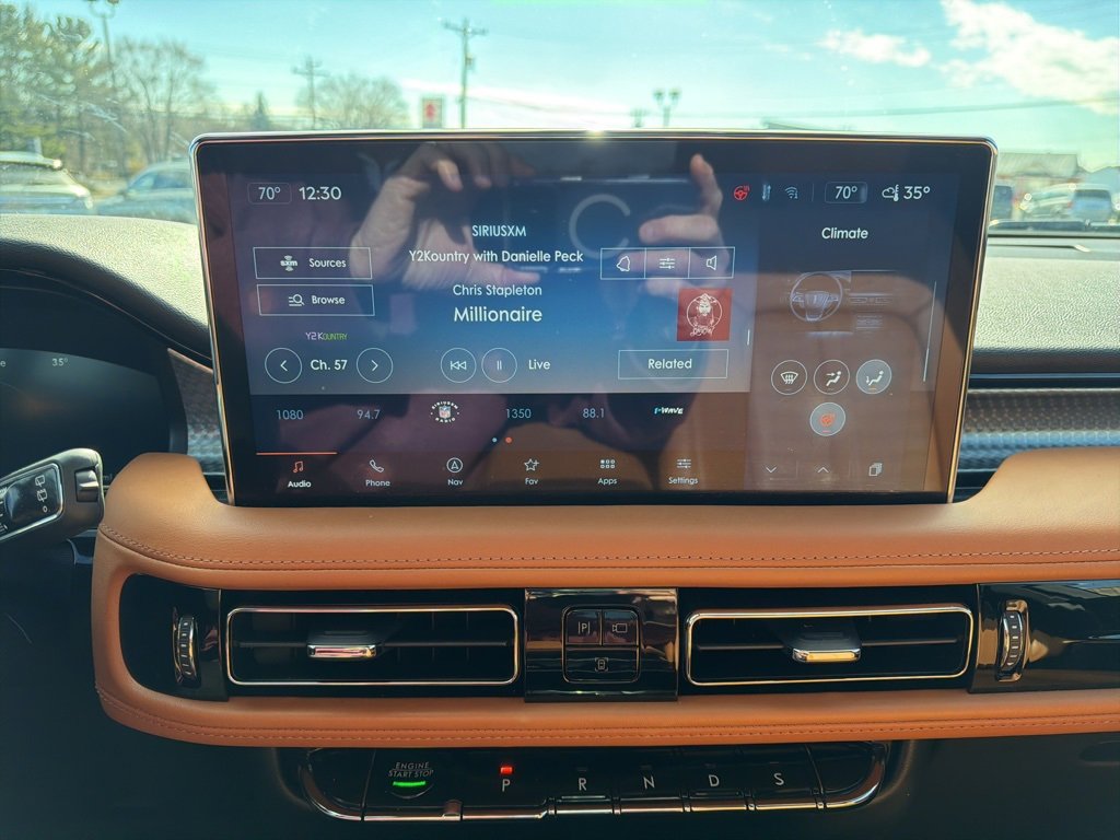 Certified 2022 Lincoln Nautilus Black Label w/ Class II Trailer Tow Package image 33