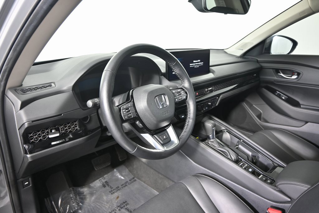 Used 2025 Honda Accord Touring image 23
