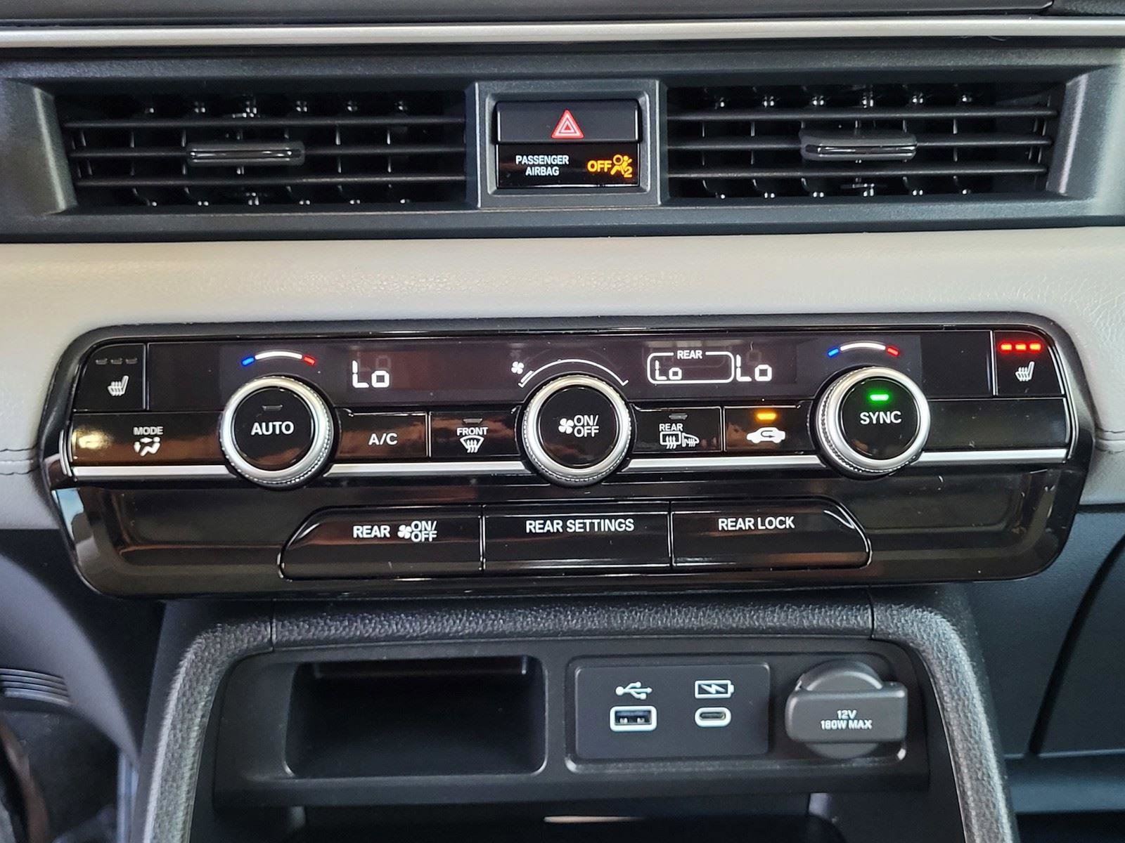 Used 2024 Honda Pilot Touring image 27