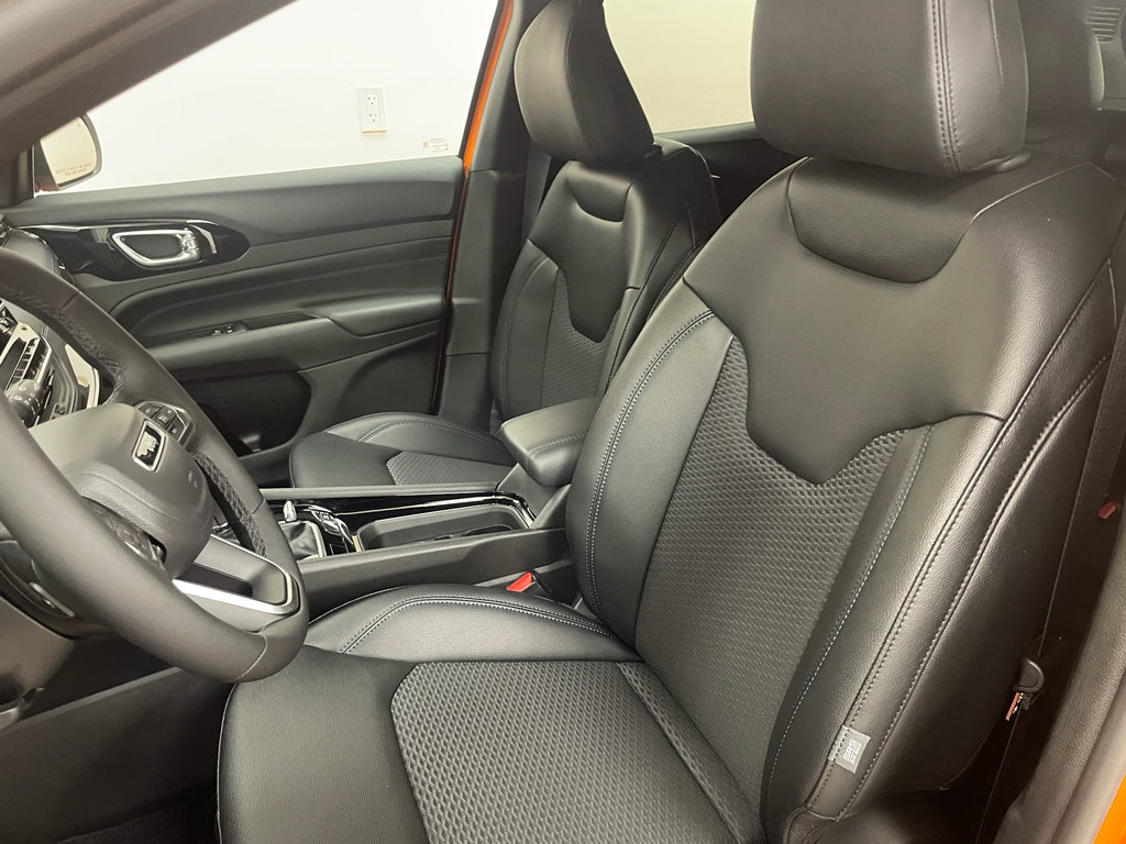 New 2026 Jeep Compass Latitude image 6