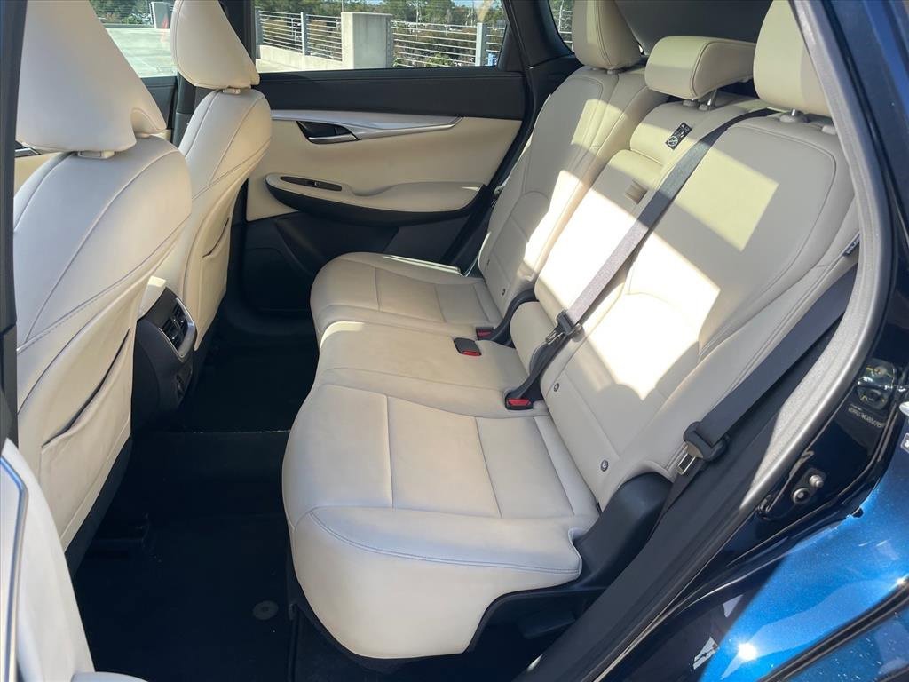 Used 2021 INFINITI QX50 Luxe image 20