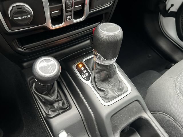 Used 2022 Jeep Gladiator Sport image 24