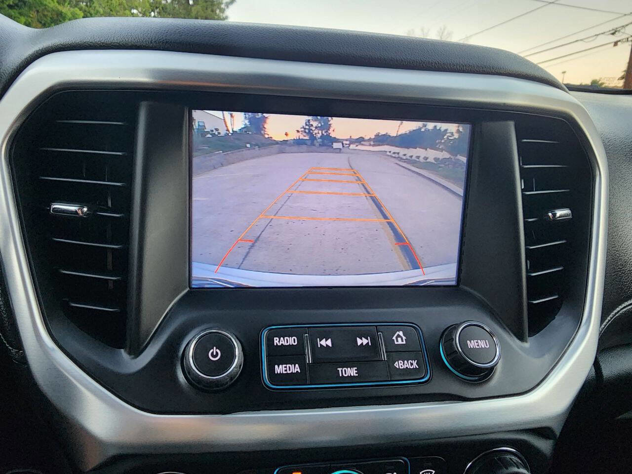 Used 2017 GMC Acadia SLT image 37