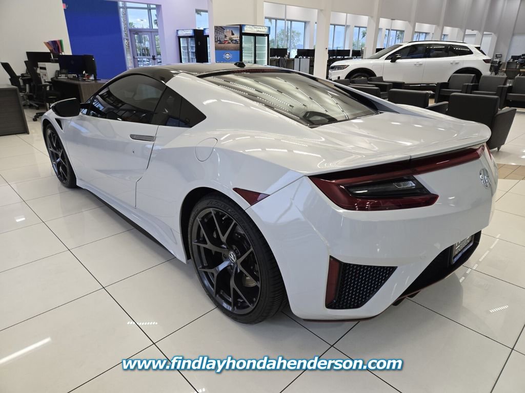 Used 2017 Acura NSX image 4