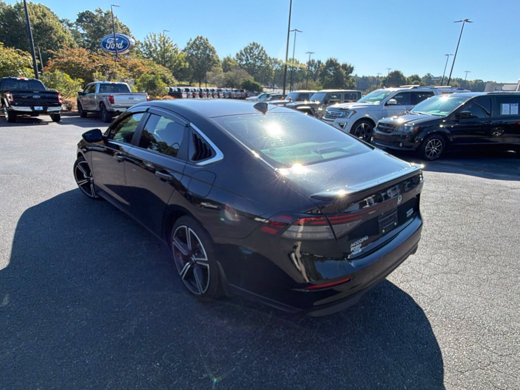 Used 2025 Honda Accord Sport image 19