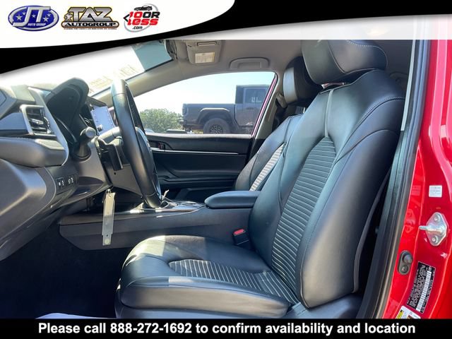 Used 2022 Toyota Camry SE FWD image 10