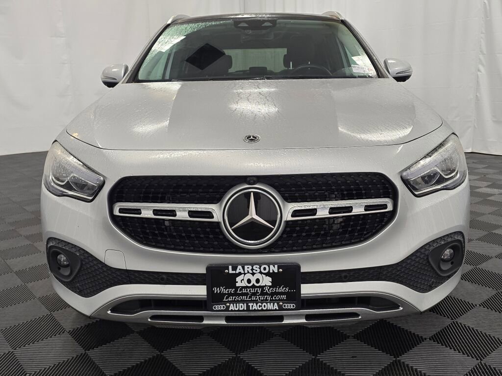 Used 2022 Mercedes-Benz GLA 250 4MATIC w/ Premium Package Lite image 9