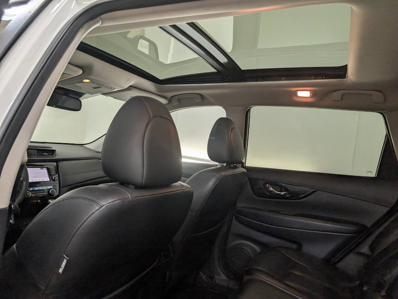 Used 2019 Nissan Rogue SL image 14