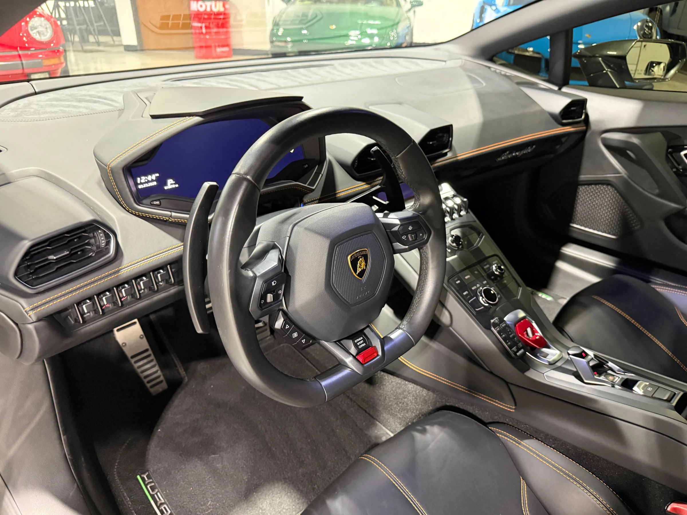 Used 2016 Lamborghini Huracan LP 610-4 AWD/4WD image 41