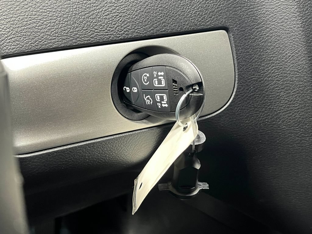 Used 2016 Dodge Grand Caravan R/T FWD image 20