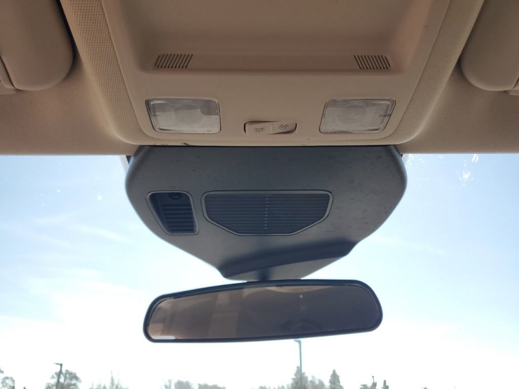 Used 2020 Ford Escape SE image 23