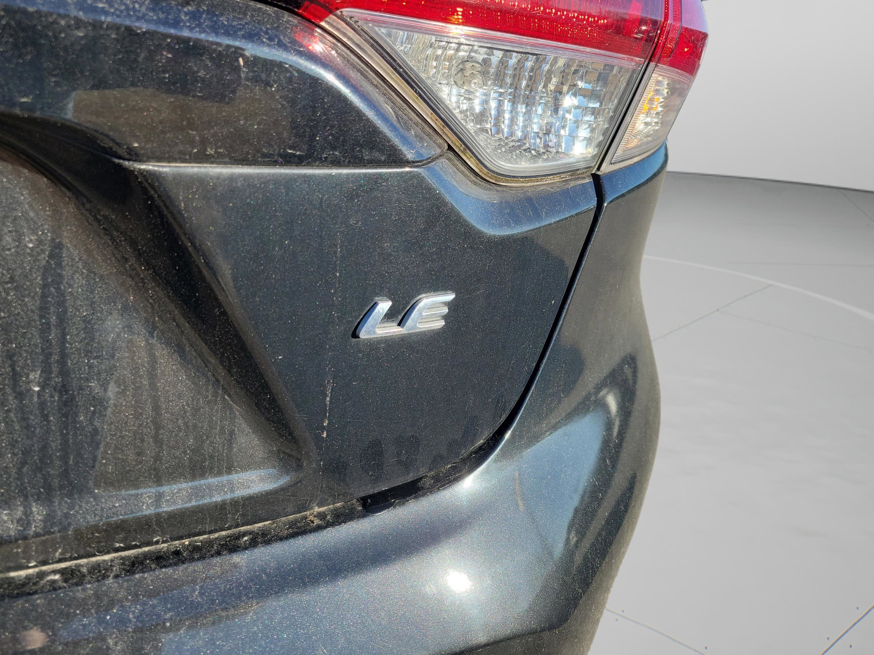 Used 2020 Toyota Corolla LE image 23