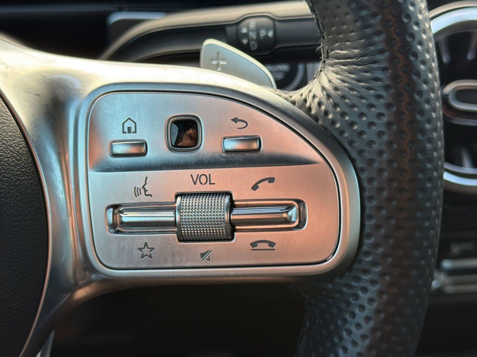 Used 2023 Mercedes-Benz GLB 35 AMG 4MATIC image 18