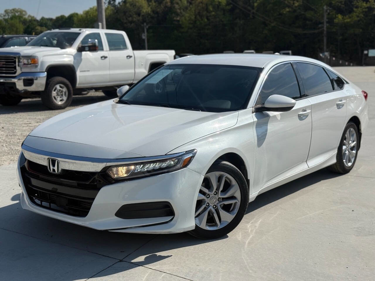 Used 2018 Honda Accord LX image 1