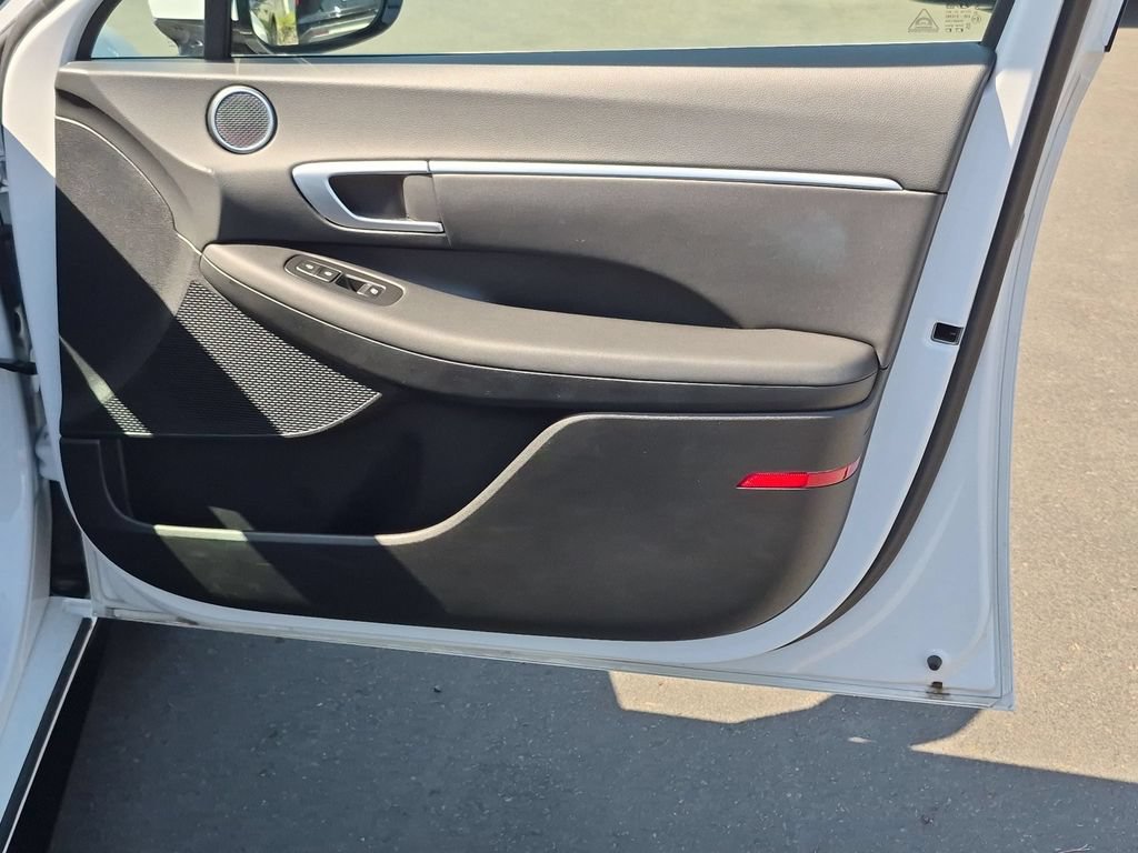 Used 2025 Hyundai Sonata SEL FWD image 33