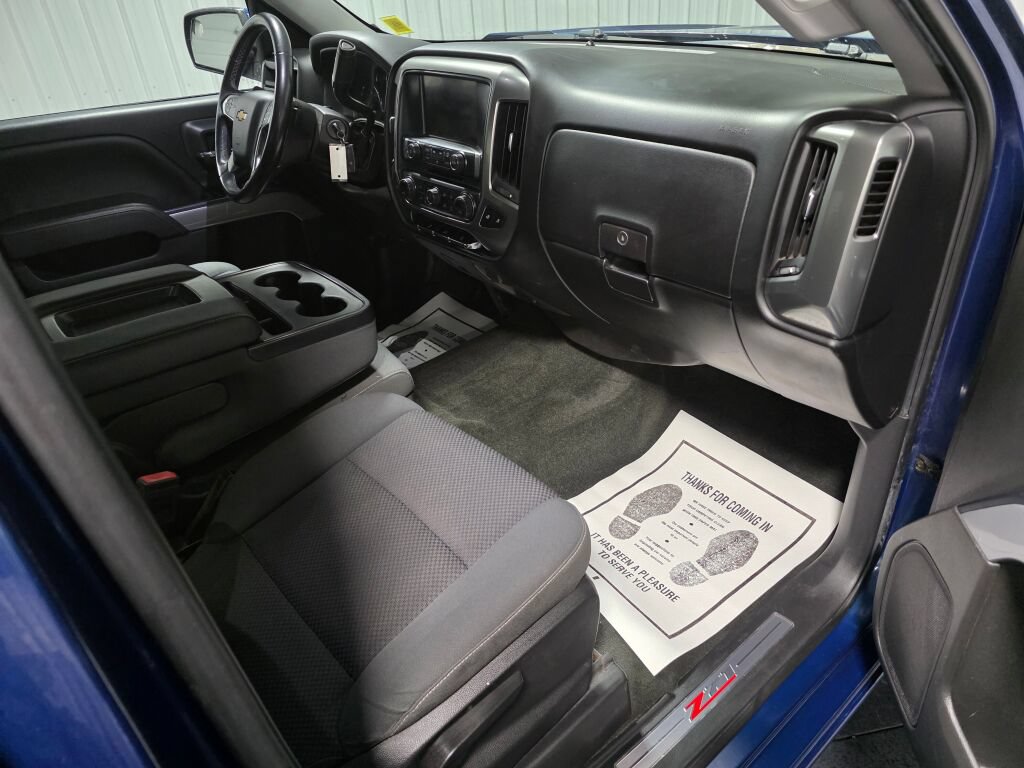 Used 2018 Chevrolet Silverado 1500 LT w/ All Star Edition AWD/4WD image 7