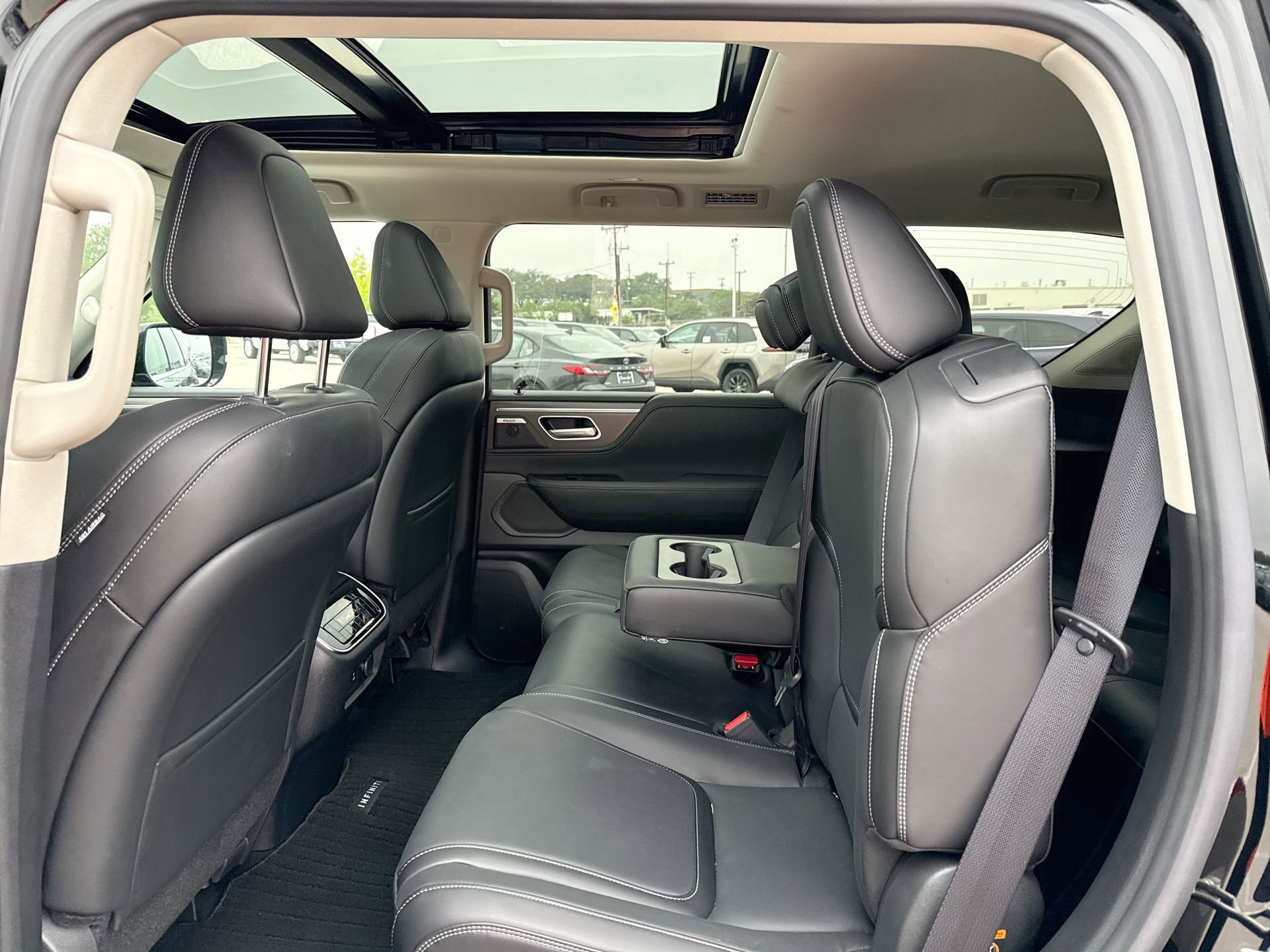 Used 2026 INFINITI QX80 Pure w/ Cargo Package RWD image 24