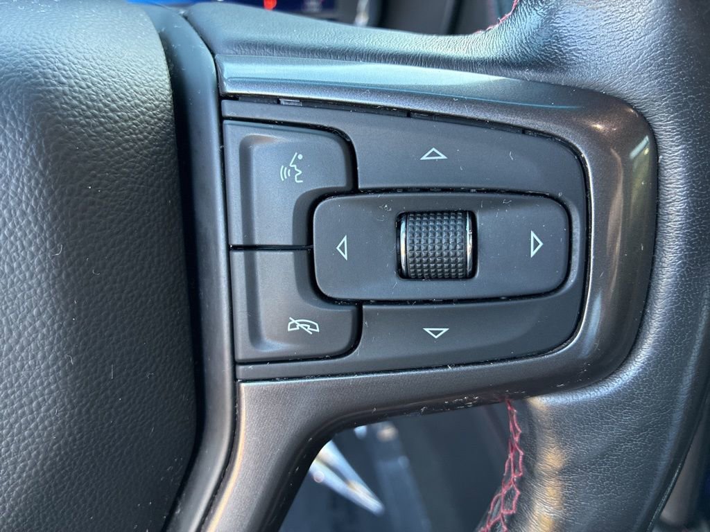 Used 2022 Chevrolet Suburban RST w/ Luxury Package image 31