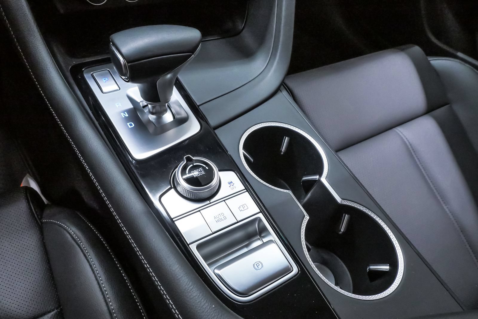 Certified 2026 Genesis G70 2.5T AWD/4WD image 17
