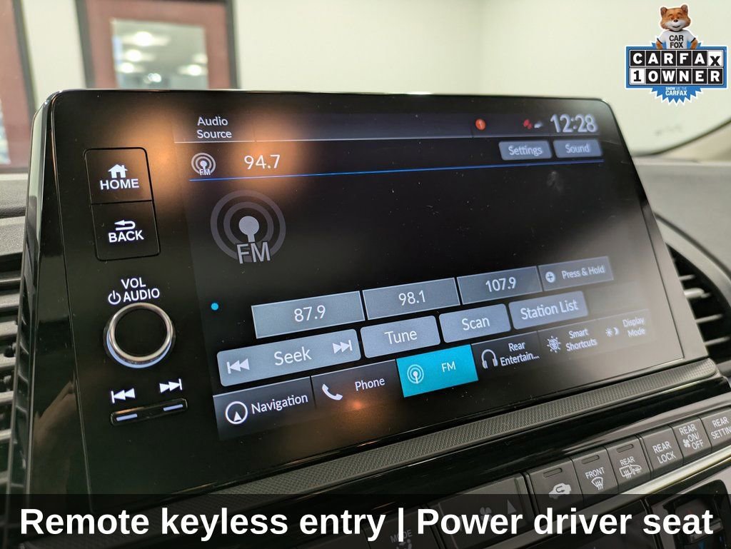 Used 2025 Honda Odyssey Elite image 15