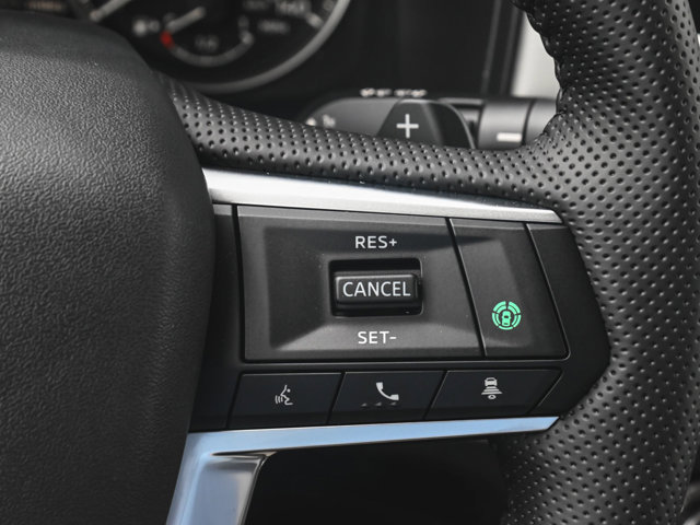 New 2025 Mitsubishi Outlander SE image 24