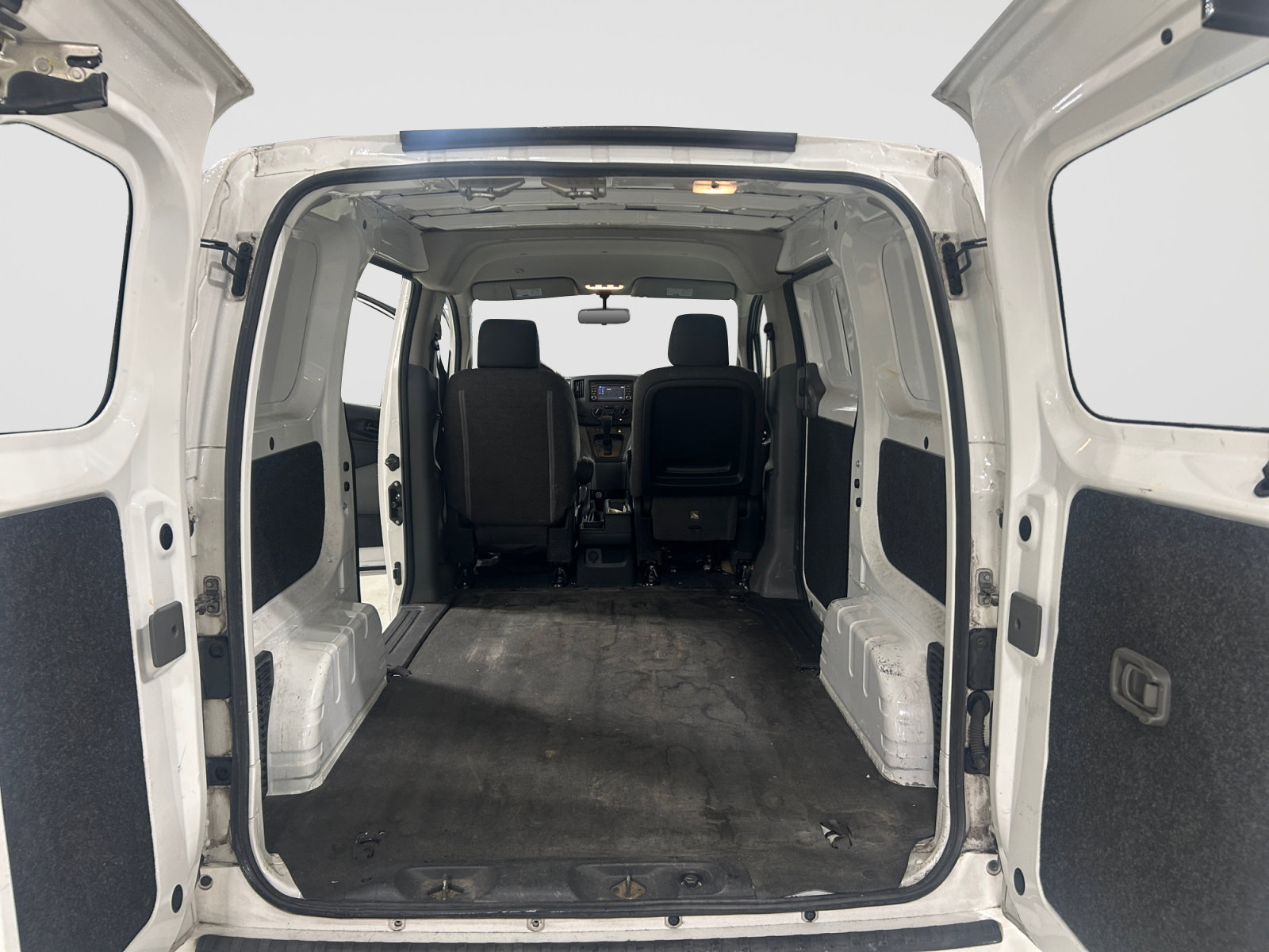Used 2014 Nissan NV200 SV w/ Technology Package FWD image 14