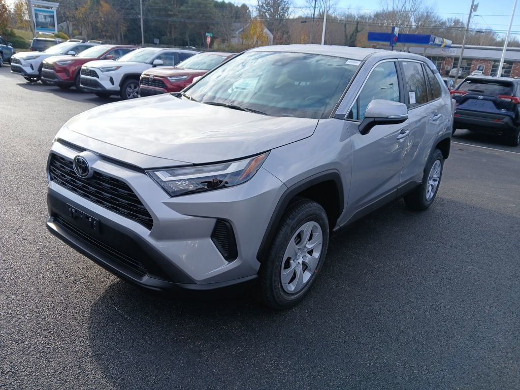 New 2025 Toyota RAV4 LE image 3