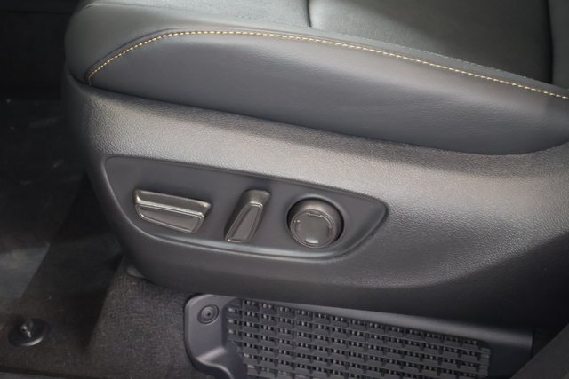 New 2026 Toyota Sienna XLE Woodland Edition AWD/4WD image 12