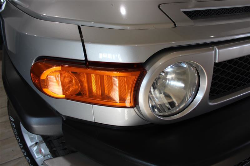 Used 2007 Toyota FJ Cruiser 2WD image 10