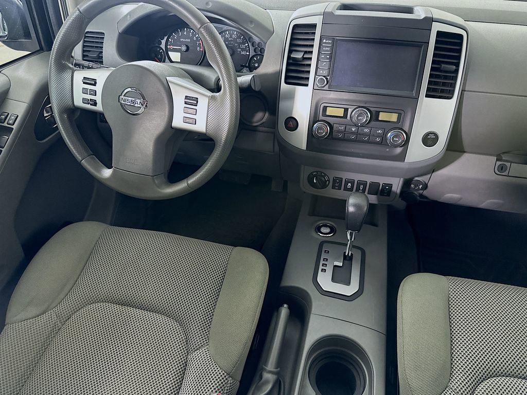 Used 2021 Nissan Frontier SV w/ Midnight Edition Floor Mats AWD/4WD image 15