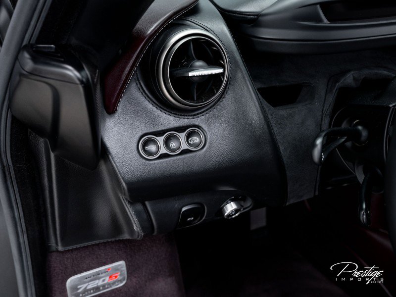 Used 2018 McLaren 720S Luxury RWD image 32