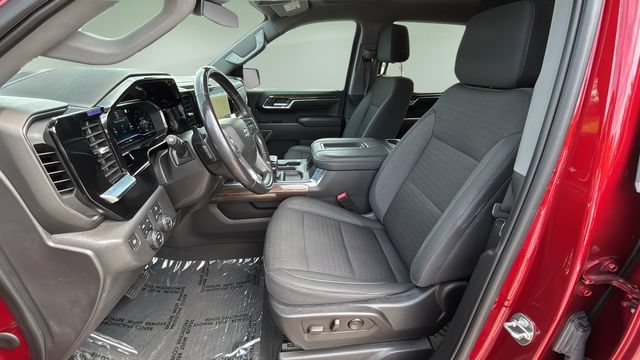Used 2022 Chevrolet Silverado 1500 RST w/ Z71 Off-Road Package AWD/4WD image 18