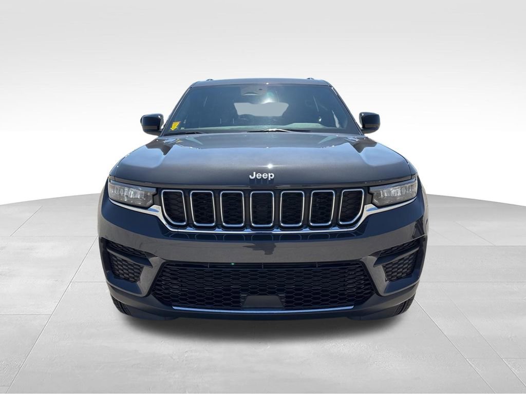 New 2026 Jeep Grand Cherokee Laredo X AWD/4WD video 2