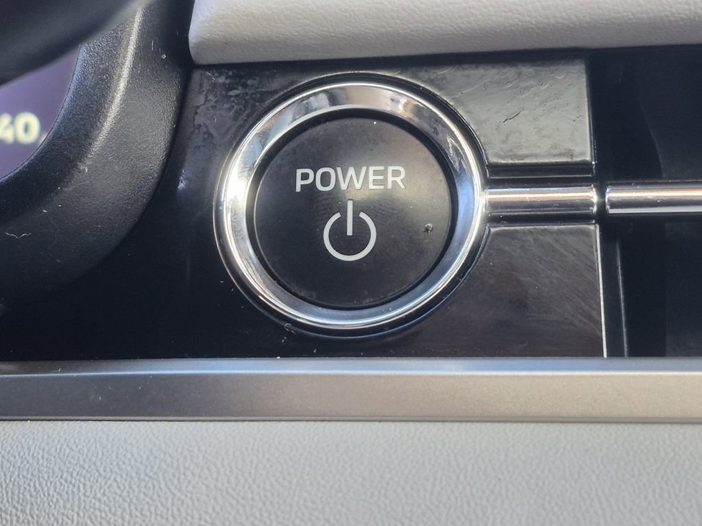 Used 2023 Mitsubishi Outlander SEL image 27