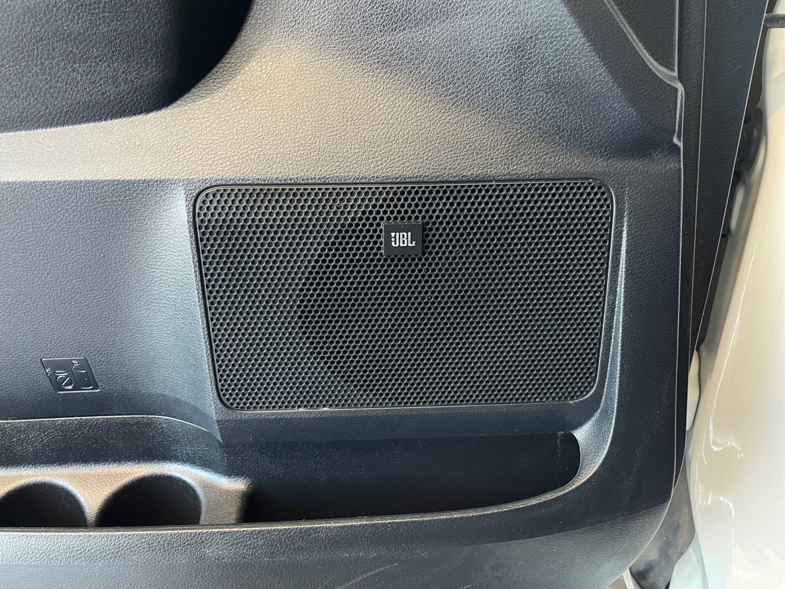 Used 2019 Toyota Tundra Limited w/ Limited Premium Package image 27