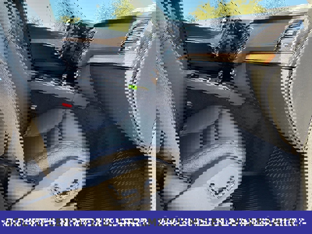 Certified 2022 Volvo XC90 T8 Inscription Expression w/ Advanced Package image 38