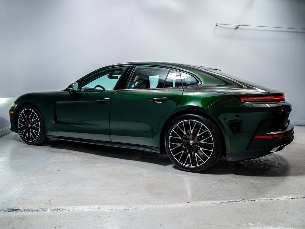 New 2026 Porsche Panamera 4 image 2
