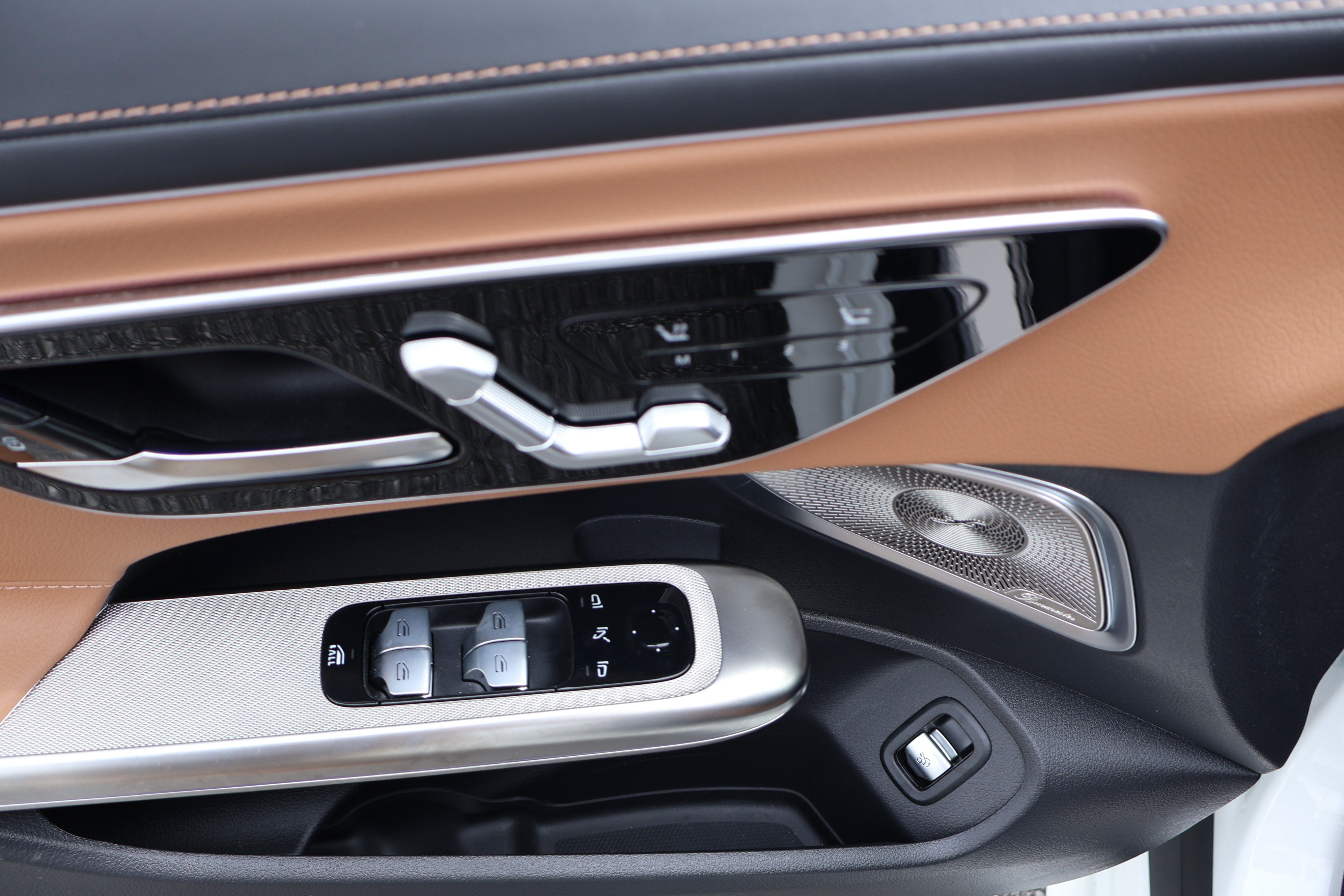 Certified 2026 Mercedes-Benz CLE 450 4MATIC Cabriolet image 20