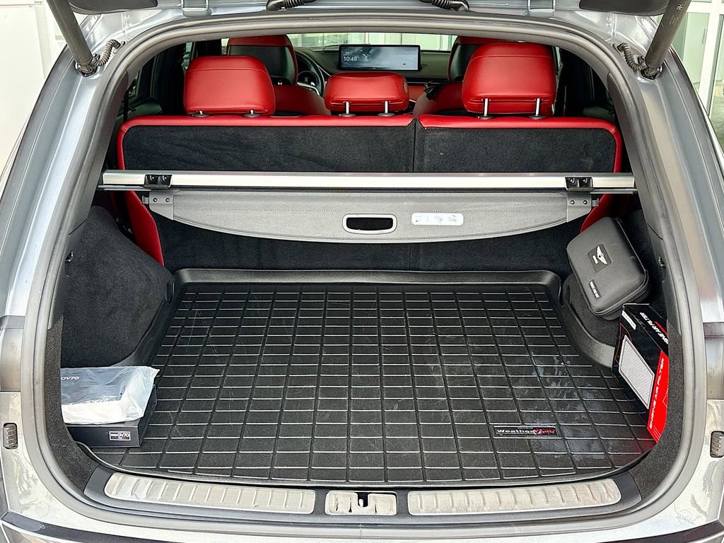 Used 2023 Genesis GV70 2.5T w/ Sport Prestige Package image 28