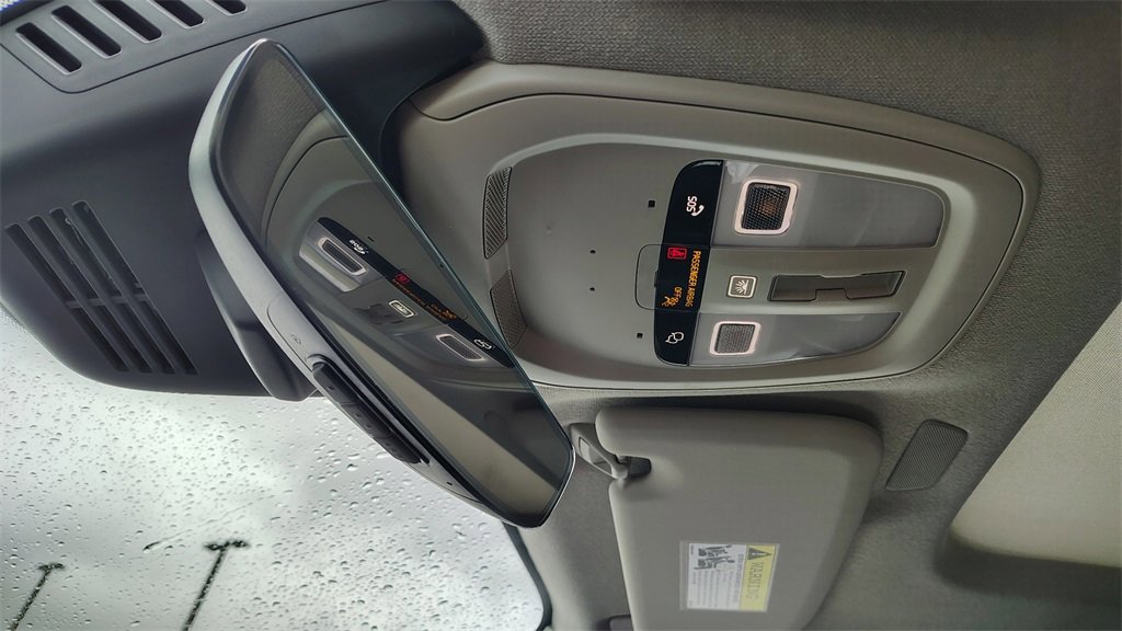 New 2026 Volvo XC40 B5 Plus w/ Protection Package Premier image 24