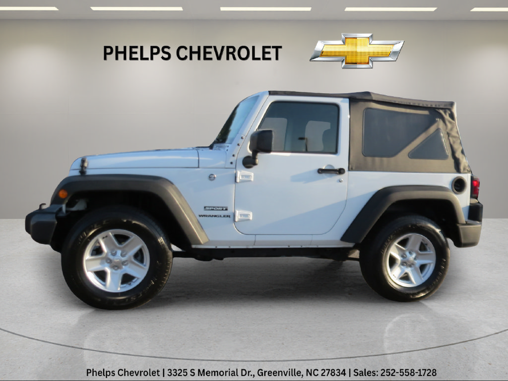 Used 2016 Jeep Wrangler Sport w/ Connectivity Group AWD/4WD image 4