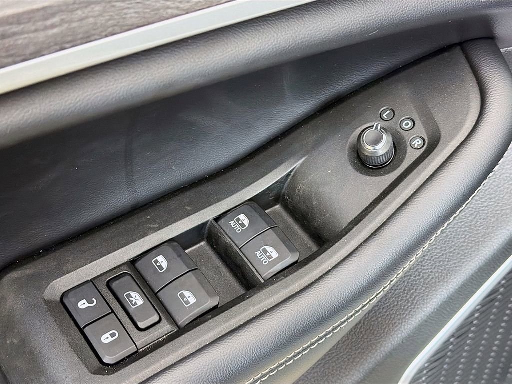 Used 2021 Jeep Grand Cherokee L Limited image 33