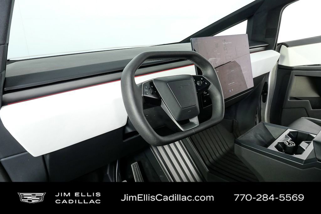 Used 2024 Tesla Cybertruck AWD Crew Cab image 4