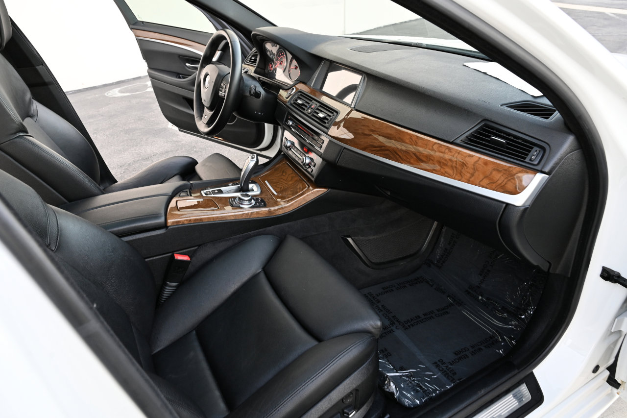 Used 2013 BMW 535i xDrive Sedan image 14